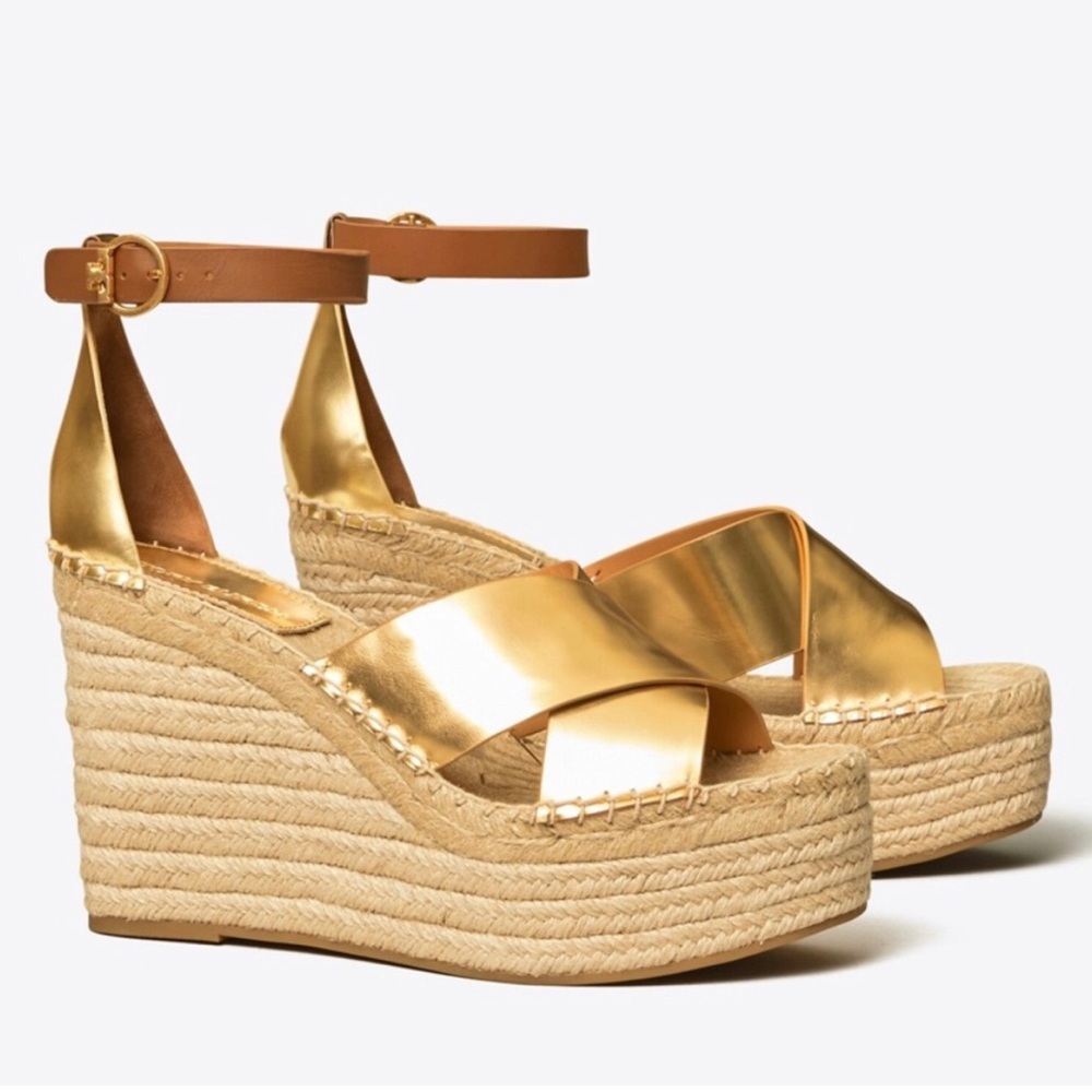 TORY BURCH Matte Metallic Gold Selby Wedge Platform Espadrille Sandals S…